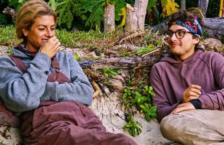 Carson Garrett has two siblings, and both are sisters