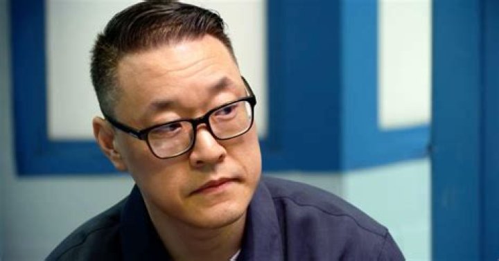 Ed Shin's father receives an email regarding his son's alleged kidnapping.