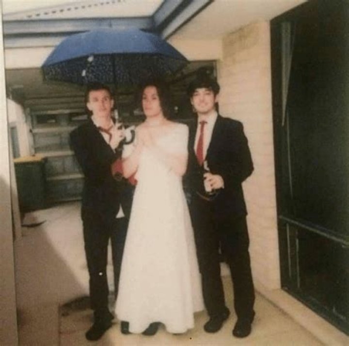 iDubbbz and Anisa Jomha wedding picture