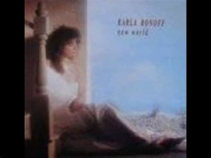 Karla Bonoff - Standing Right Next To Me - 8 seconds soundtrack