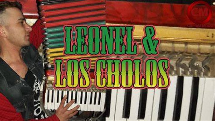 Leonel y Los Cholos - Cumbia Poder - cholo cumbia music