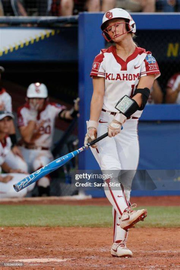 Mackenzie Donihoo in her OU uniform