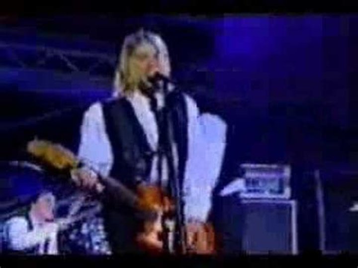 Nirvana - Rape Me (Live On "Nulle Part Ailleurs", Paris, France/1994) - Never heard nirvana songs