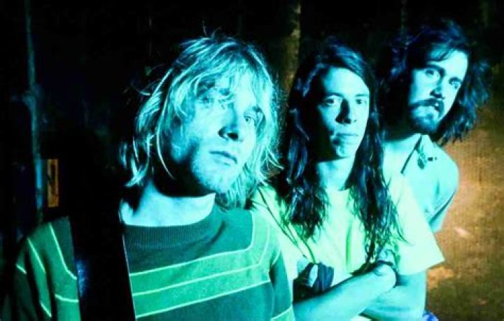 Nirvana "Nevermind" Top 10 Riffs - Nirvana/Foo Fighters Fast Songs