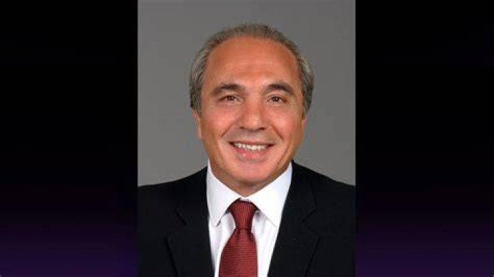 Rocco Commisso philanthropy Rocco Commisso philanthropy