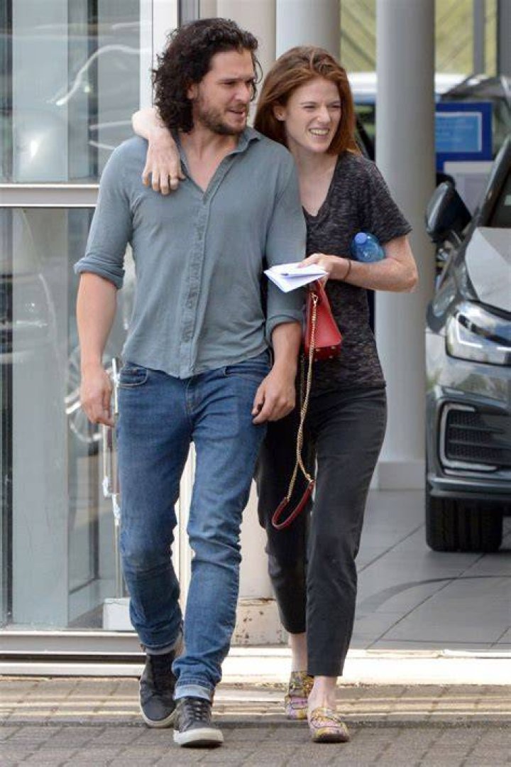 rose leslie and kit harington