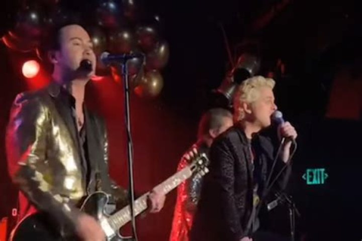 The Coverups (Green Day) - Drain You (Nirvana cover) – Secret Show, Live in Albany - NIRVANA - INTERVIEWS AND EARLY SONGS