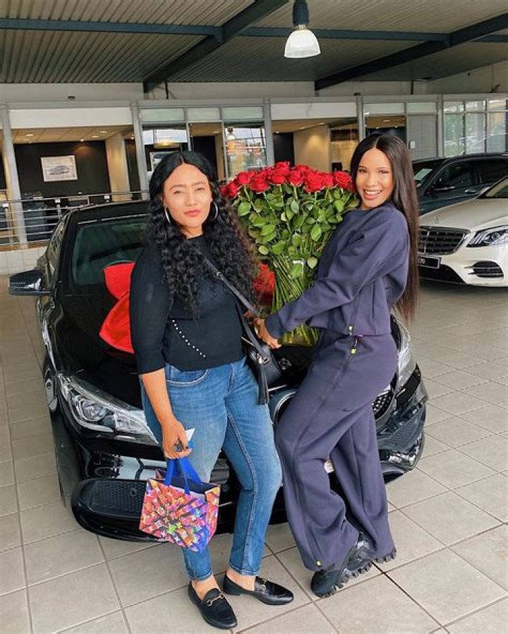Thuli Phongolo parents and siblings