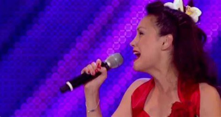 Zoe Devlin sings You Are So Beautiful by Joe Cocker -- Bootcamp Auditions -- The X Factor 2013 - x factor zoe pink tribute